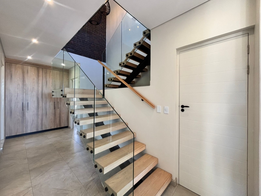 To Let 3 Bedroom Property for Rent in Helderzicht Eco Estate North West